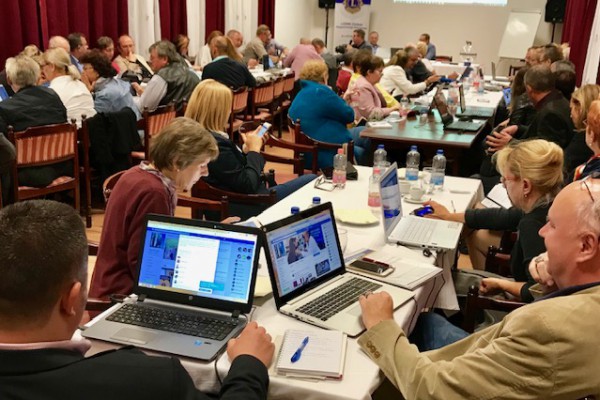 Lions Clubok informatikai rendszerének oktatóvideói